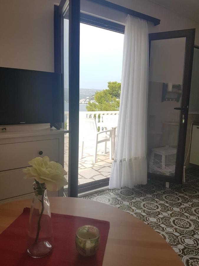 Apartments Marta Рогозница Екстериор снимка