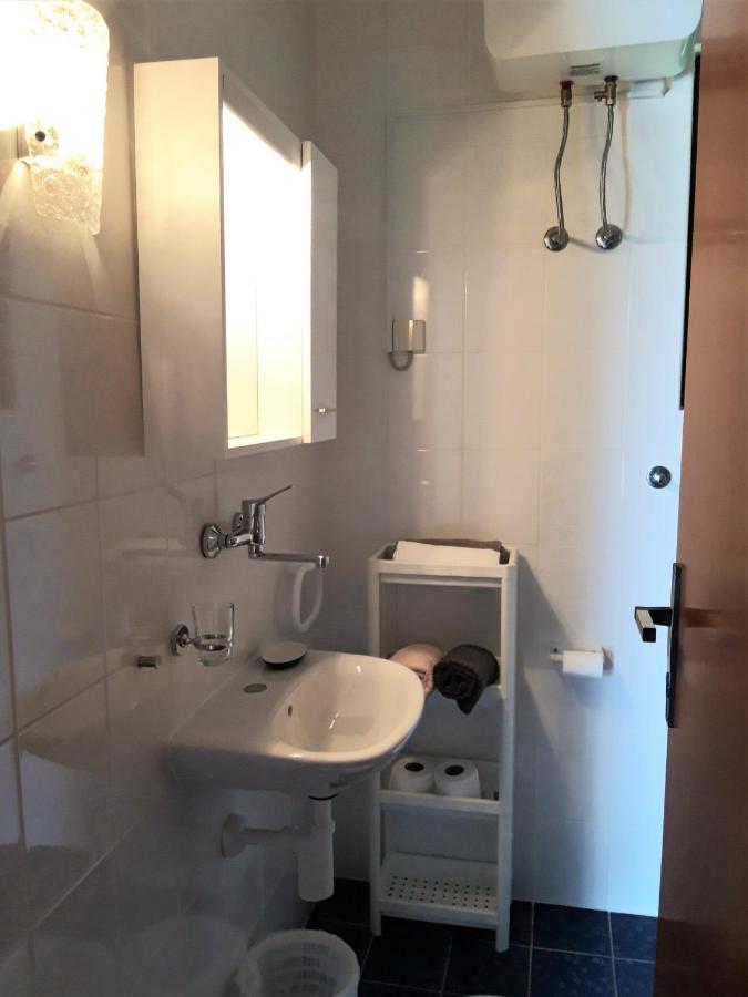 Apartments Marta Рогозница Екстериор снимка