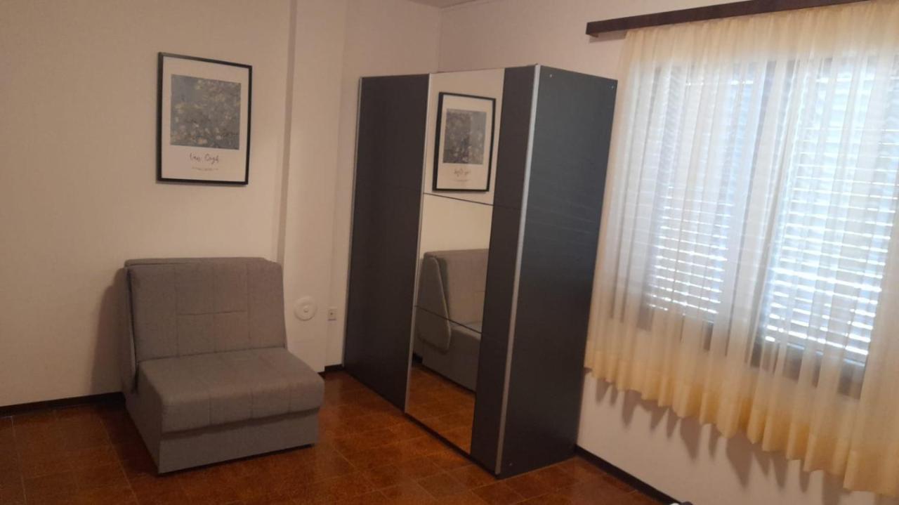 Apartments Marta Рогозница Екстериор снимка